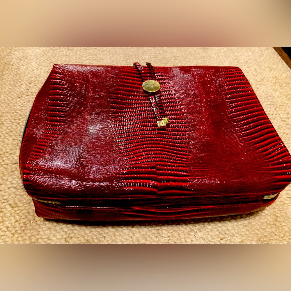Estee lauder burgundy faux alligator travel makeup bag